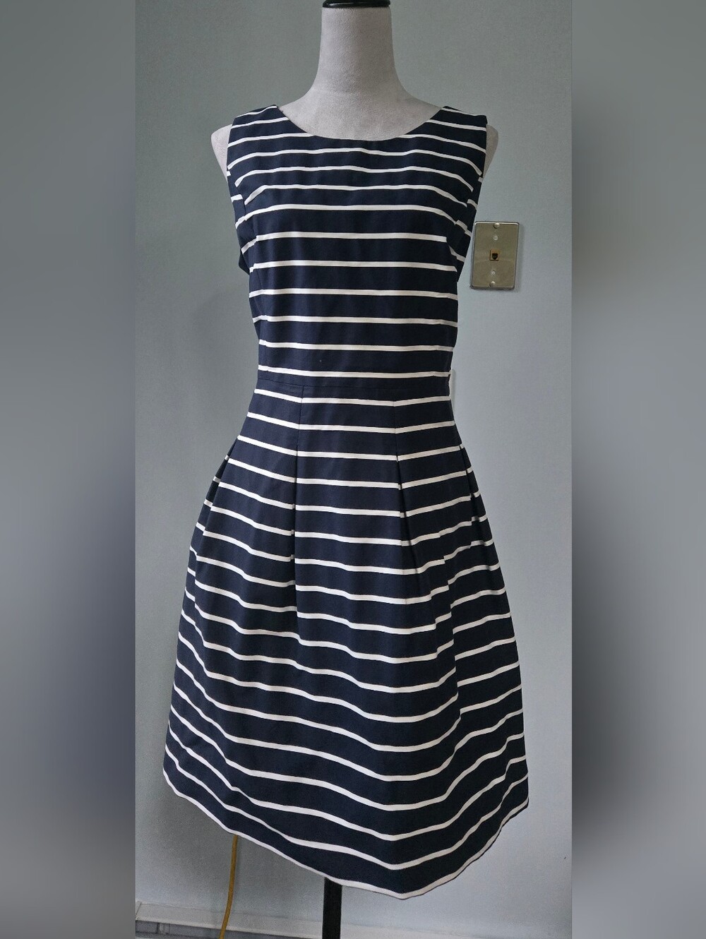 Tommy Hilfiger Navy/ White Striped Sleeveless 39" long Fit-and-Flare Dress sz 16
